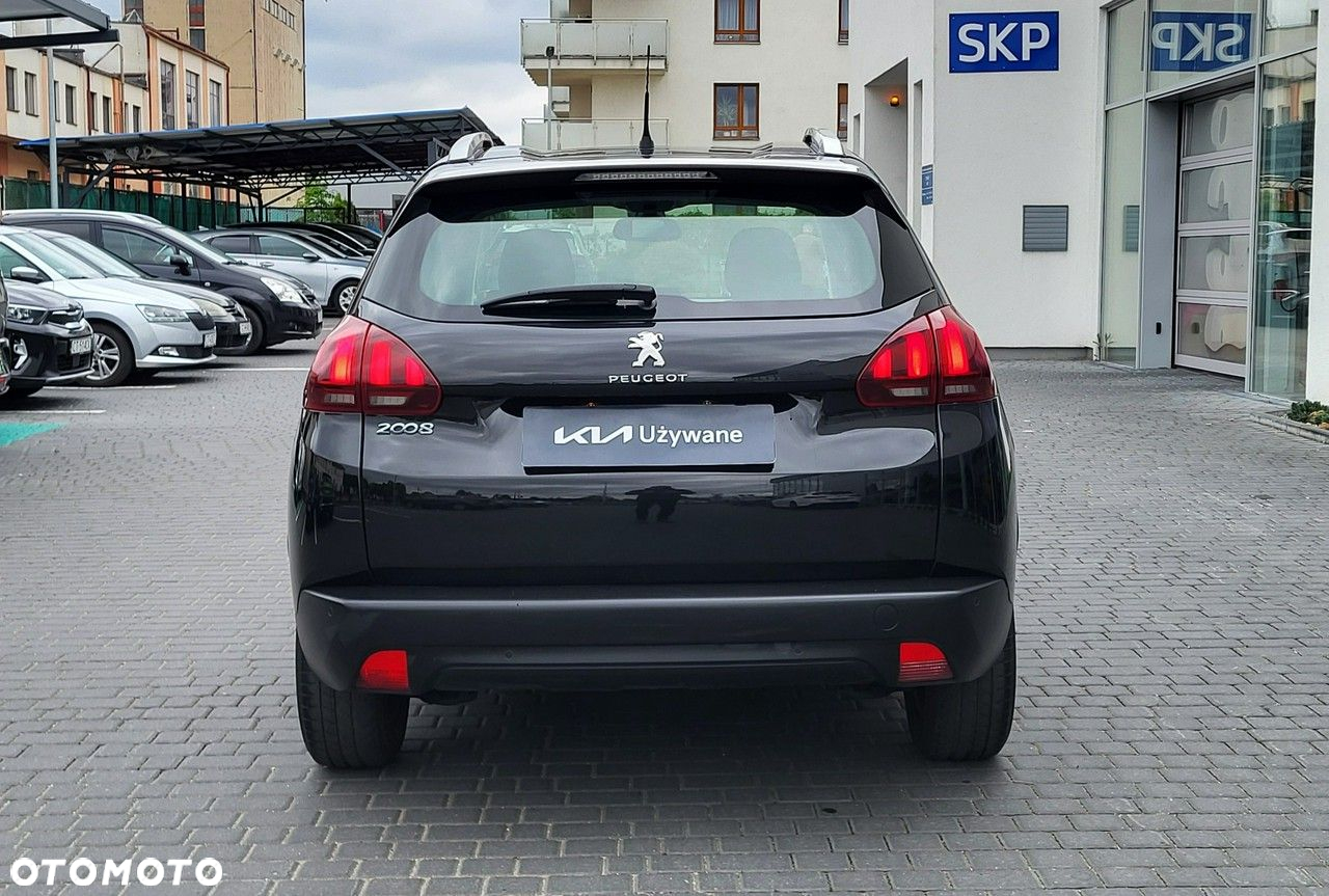 Peugeot 2008 - 4