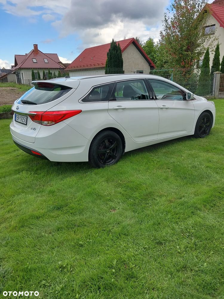Hyundai i40 Kombi 1.6 Classic - 14