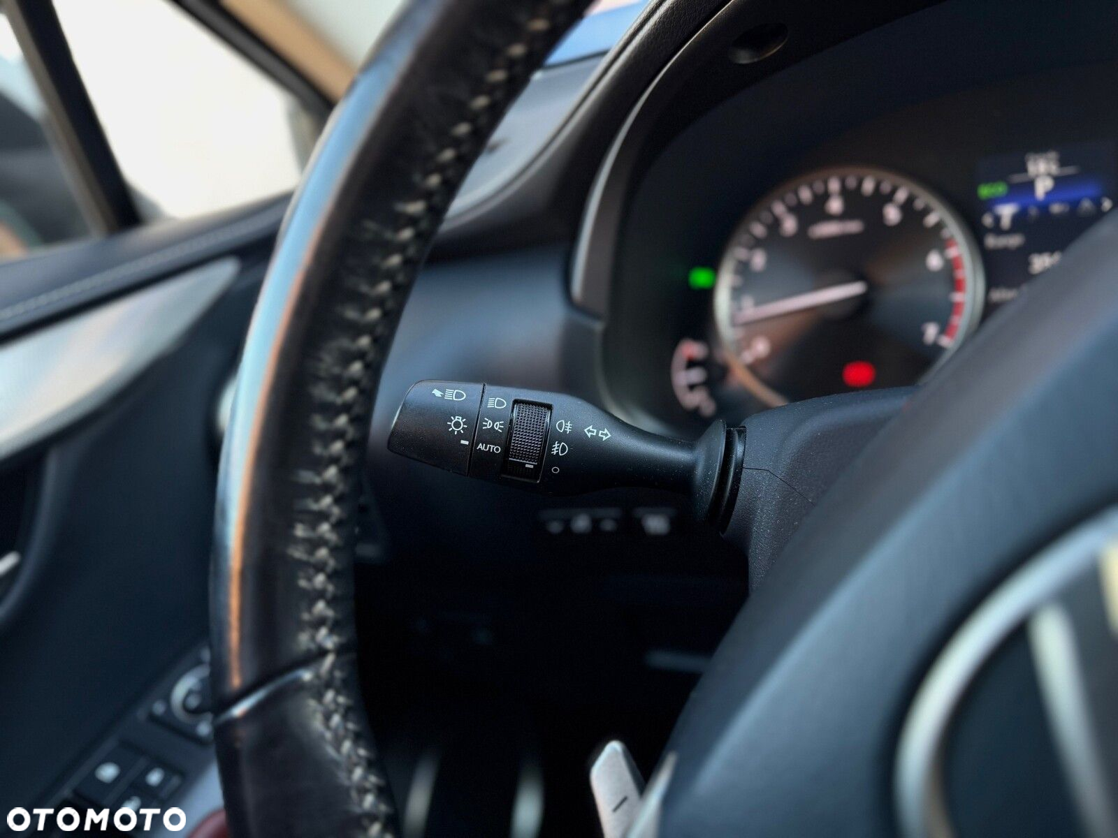 Lexus NX 200t Prestige AWD - 24