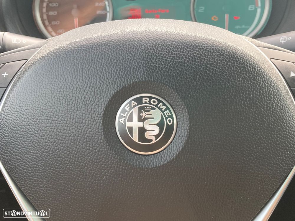 Alfa Romeo MiTo 1.3 JTDM Urban - 14