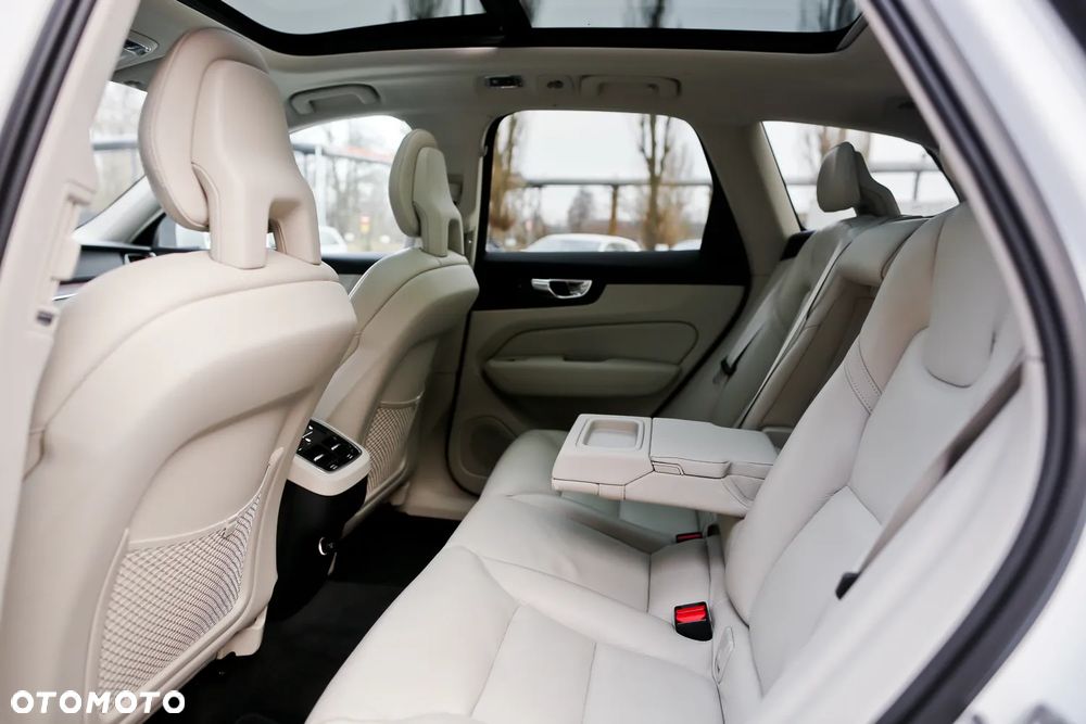 Volvo XC 60 T5 Geartronic Inscription - 21