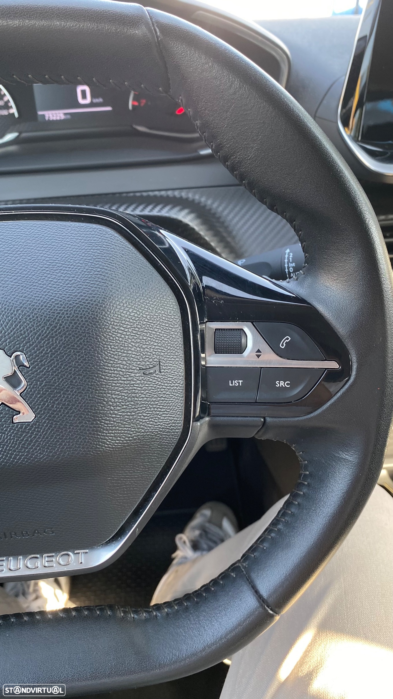 Peugeot 2008 1.2 PureTech Active - 28