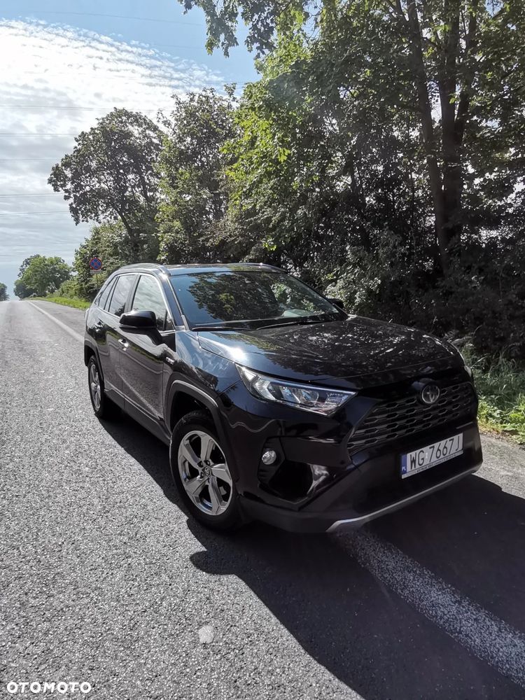 Toyota RAV4 - 8