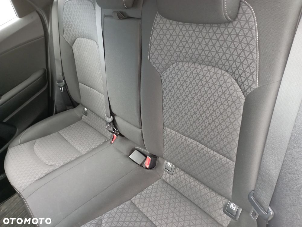 Kia Ceed - 6