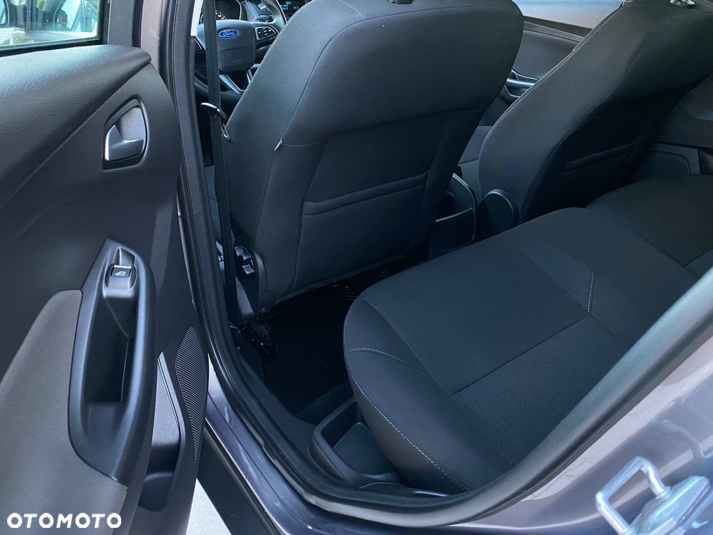 Ford Focus 1.6 Trend - 32