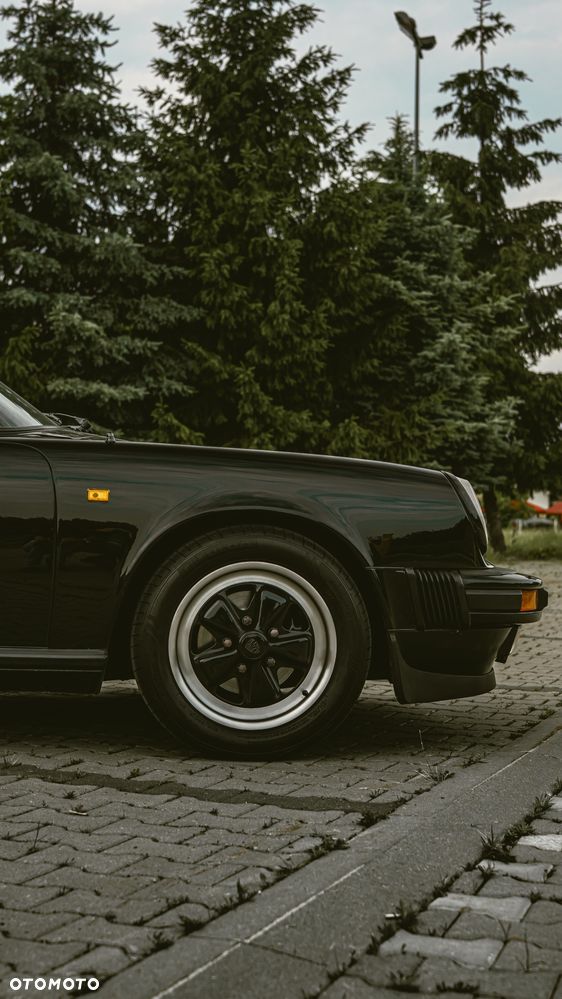 Porsche 911 ver-2 - 11