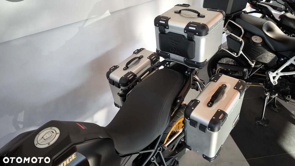 VOGE 900DSX - 23