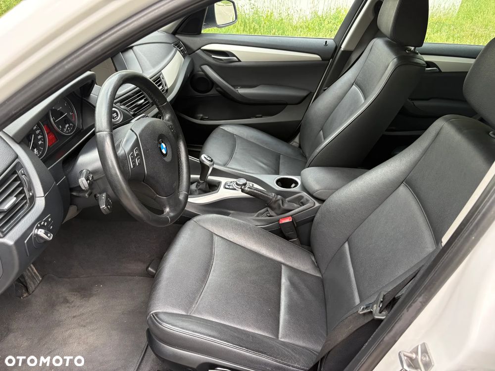 BMW X1 sDrive18d - 12