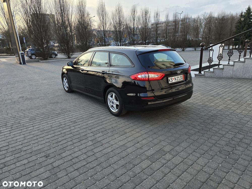 Ford Mondeo SW - 12
