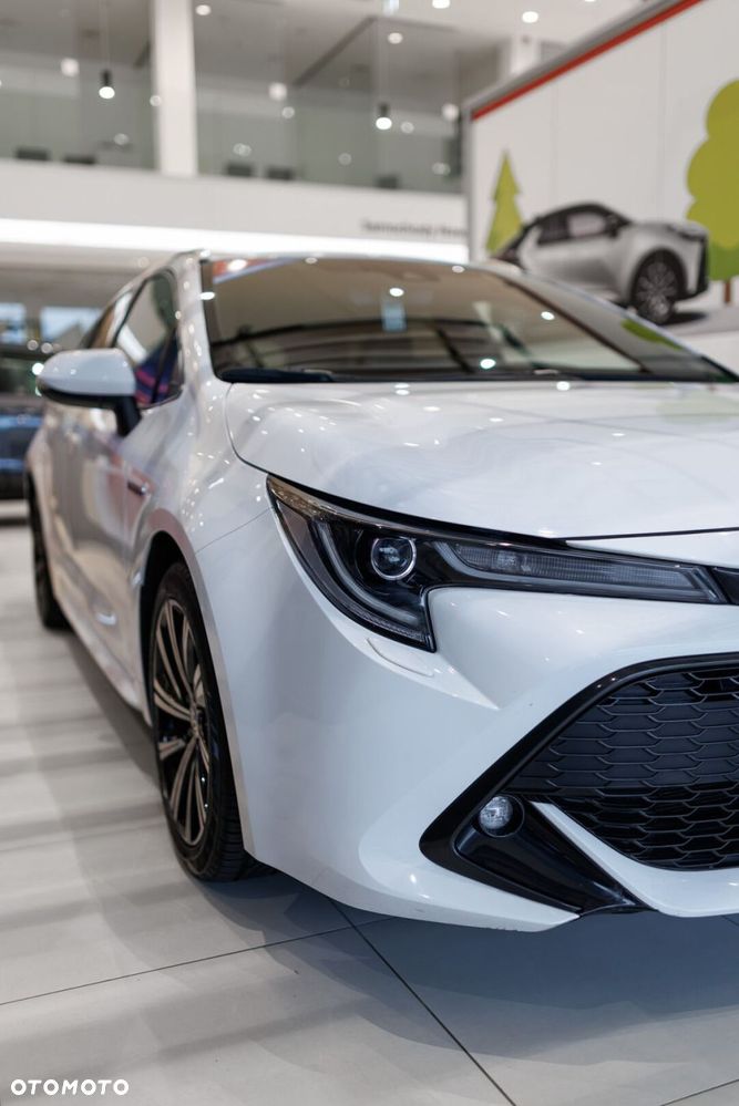 Toyota Corolla 2.0 Hybrid Comfort - 13