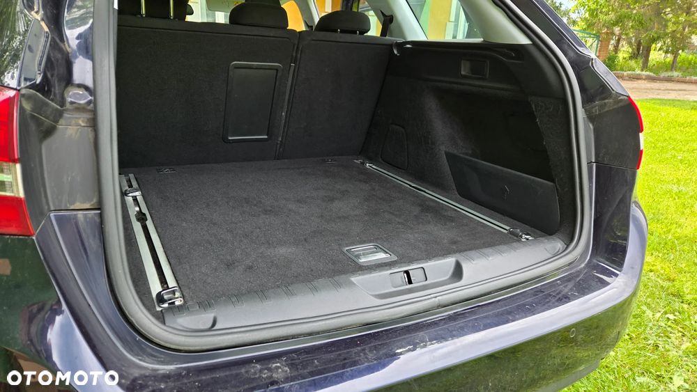 Peugeot 308 1.6 BlueHDi Allure S&S EAT6 - 29
