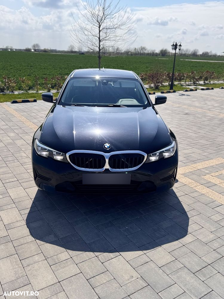 BMW Seria 3 320i AT - 30