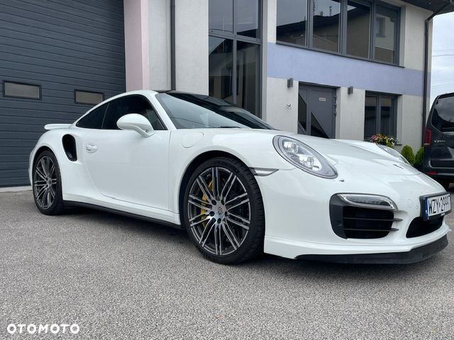 Porsche 911 Turbo S - 8