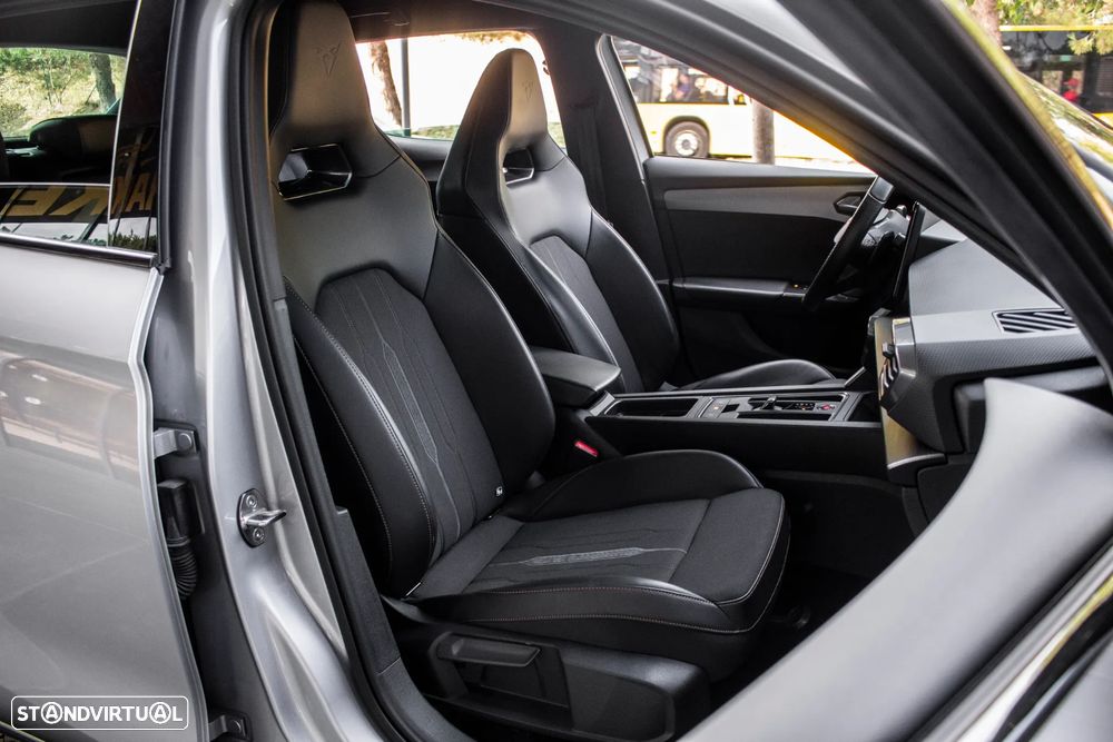 Cupra Leon 1.4 e-Hybrid VZ DSG - 28