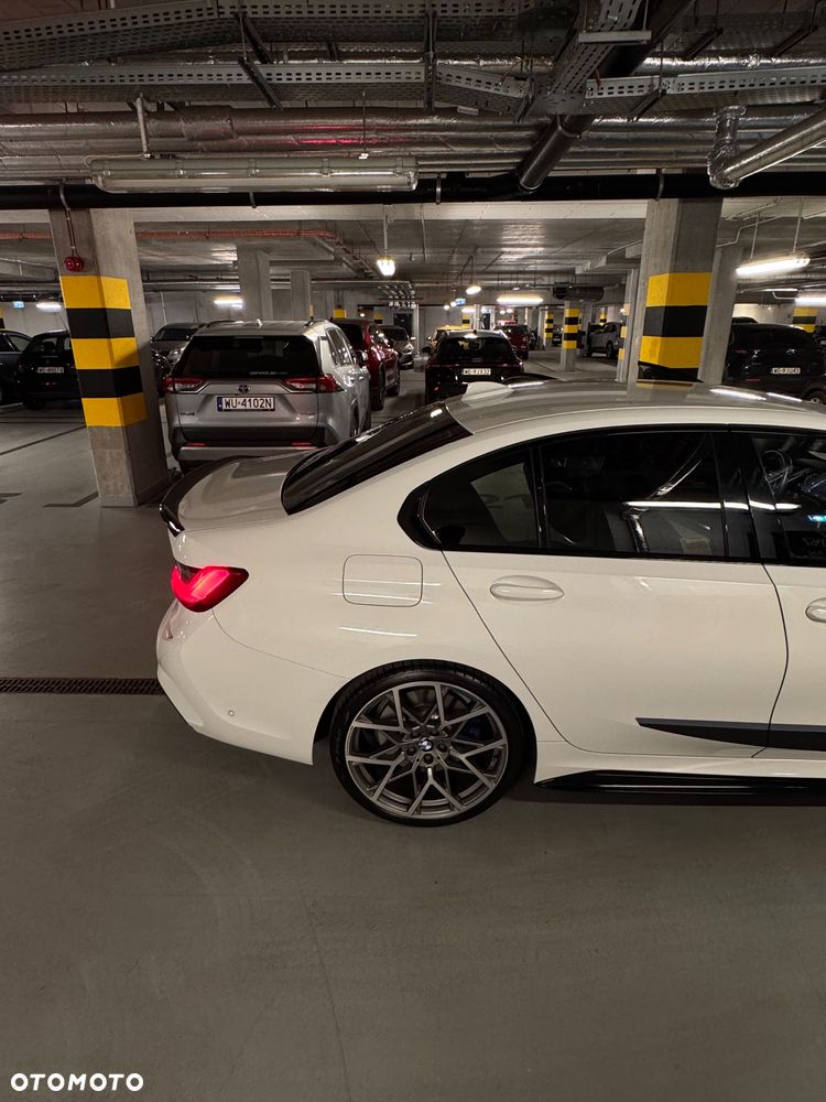 BMW Seria 3 330i - 12
