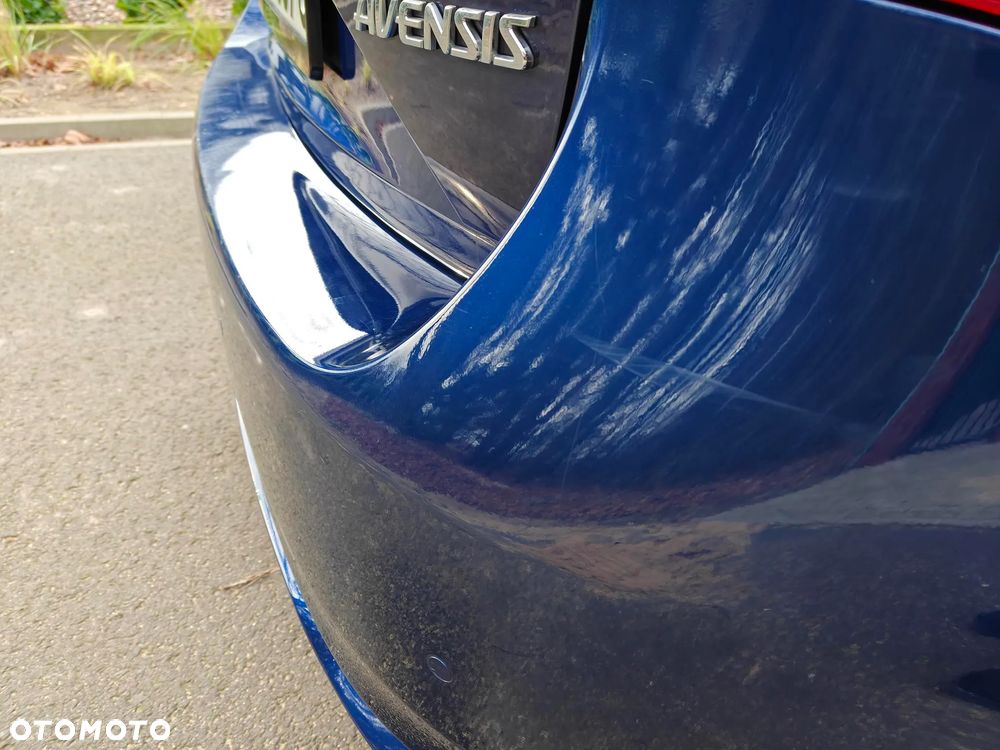 Toyota Avensis 1.8 Selection MS - 28