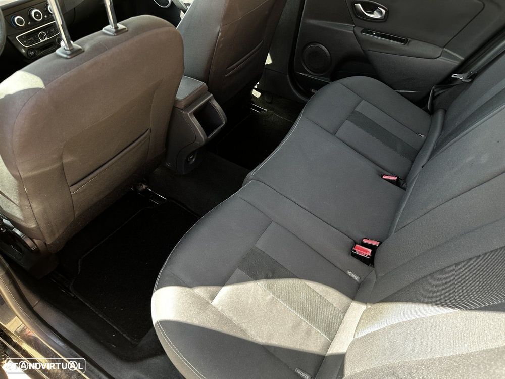 Renault Mégane Break 1.5 dCi Dynamique - 11