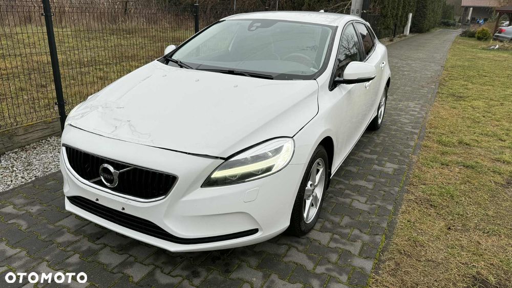 Volvo V40 D3 Drive-E Summum - 1