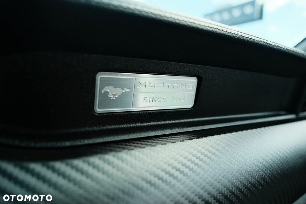 Ford Mustang 3.7 V6 - 15