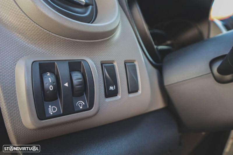 Renault trafic l1 h2 - 15