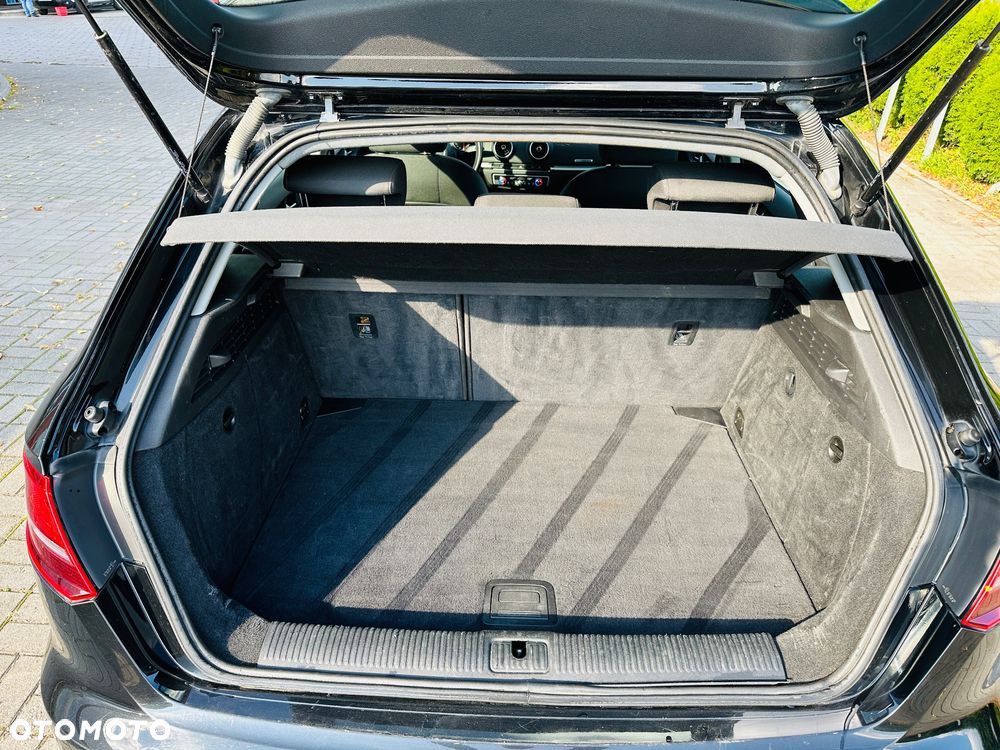 Audi A3 Sportback - 11