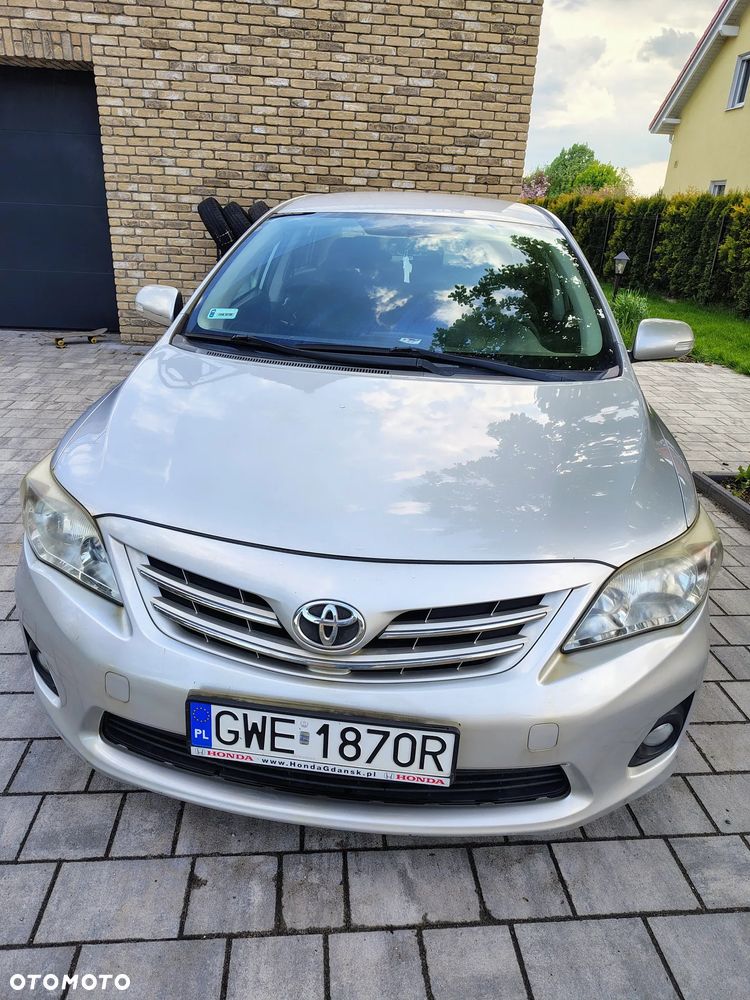 Toyota Corolla - 4