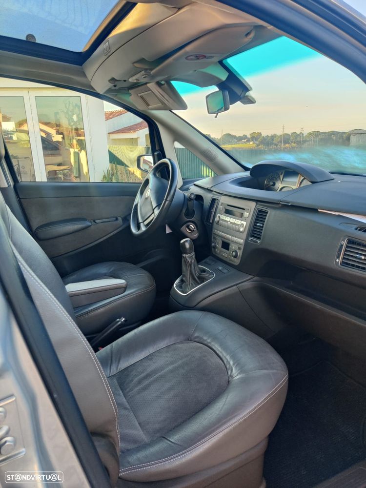 Lancia Musa 1.3 16V M-jet Platino - 4