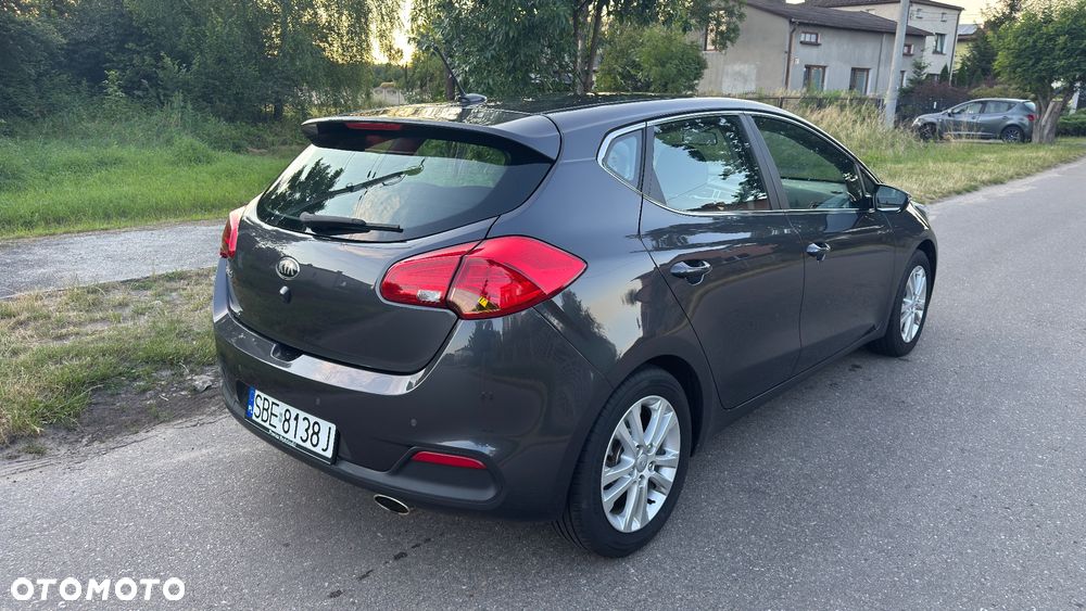 Kia Ceed 1.4 CVVT Spirit - 4