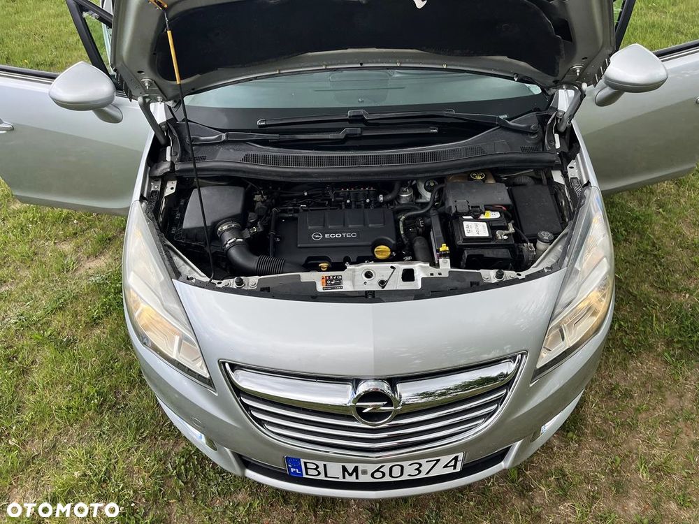 Opel Meriva - 11