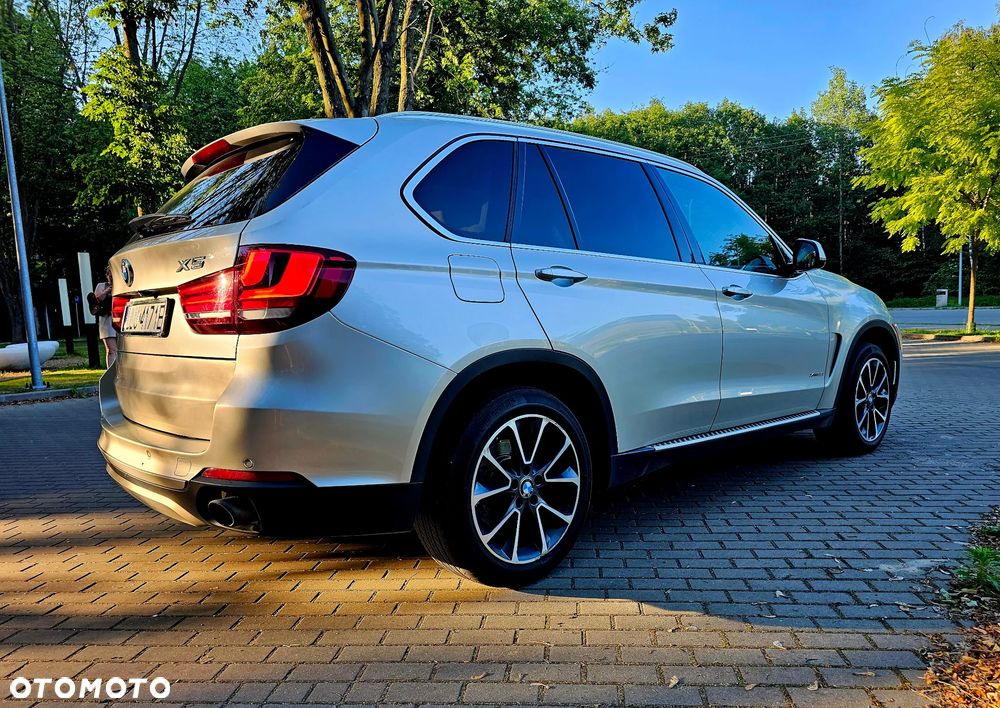 BMW X5 xDrive35i - 24