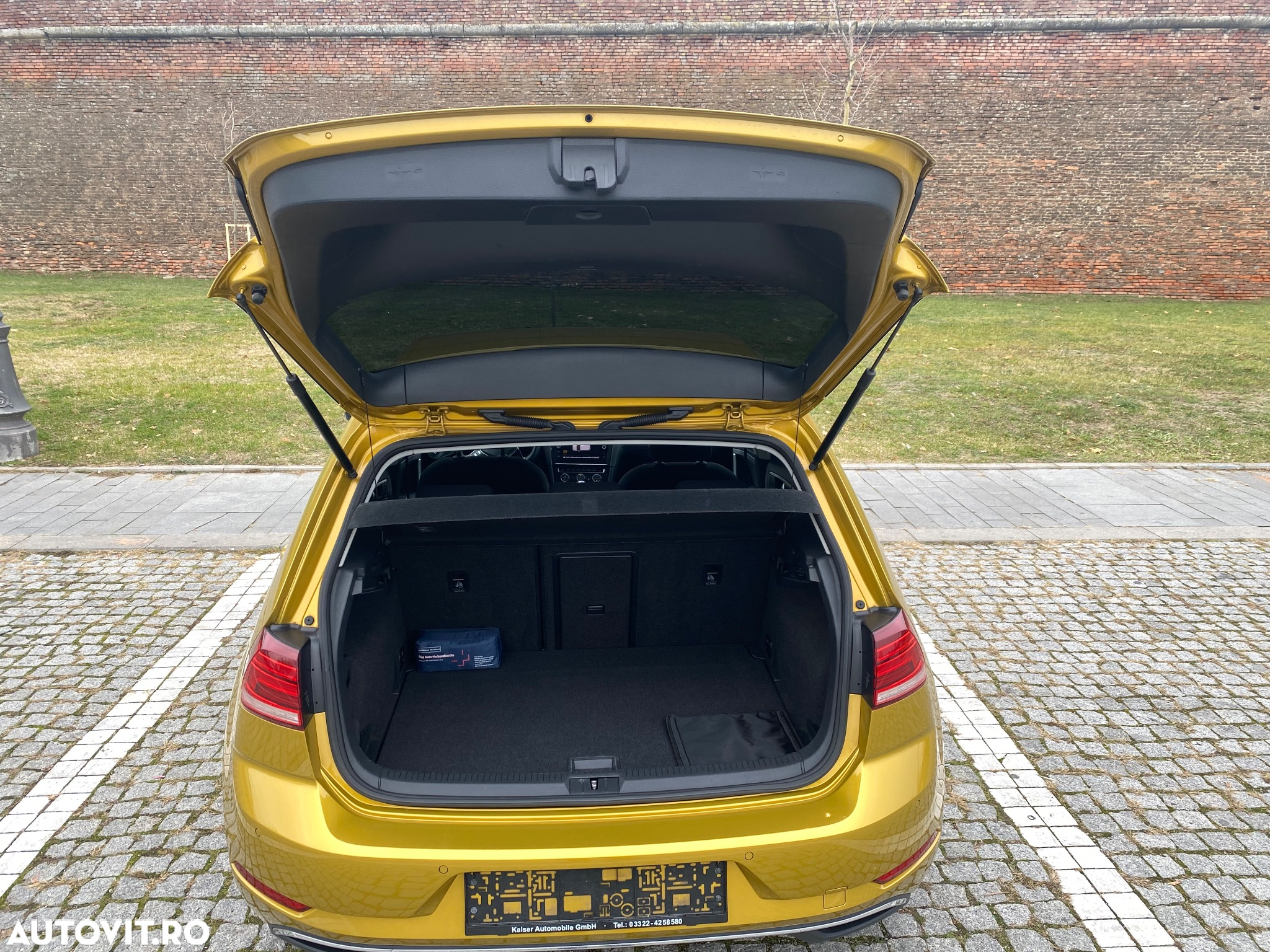 Volkswagen Golf 1.0 TSI (BlueMotion Technology) Comfortline - 13