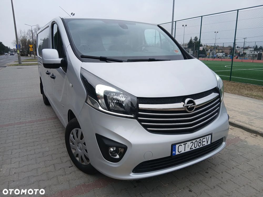 Opel Vivaro - 1