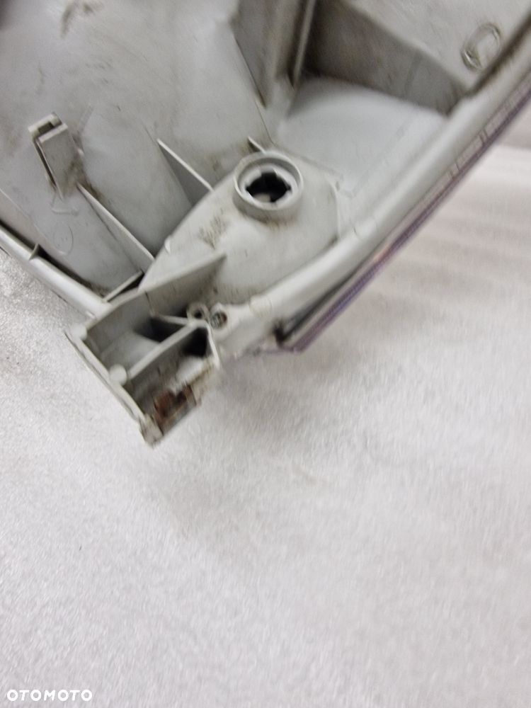TOYOTA LAND CRUISER / LANDCRUISER 03-08 PRAWA LAMPA PRZEDNIA PRZÓD , NR KOITO 60-95 , NR AUKCJI LL258 - 16