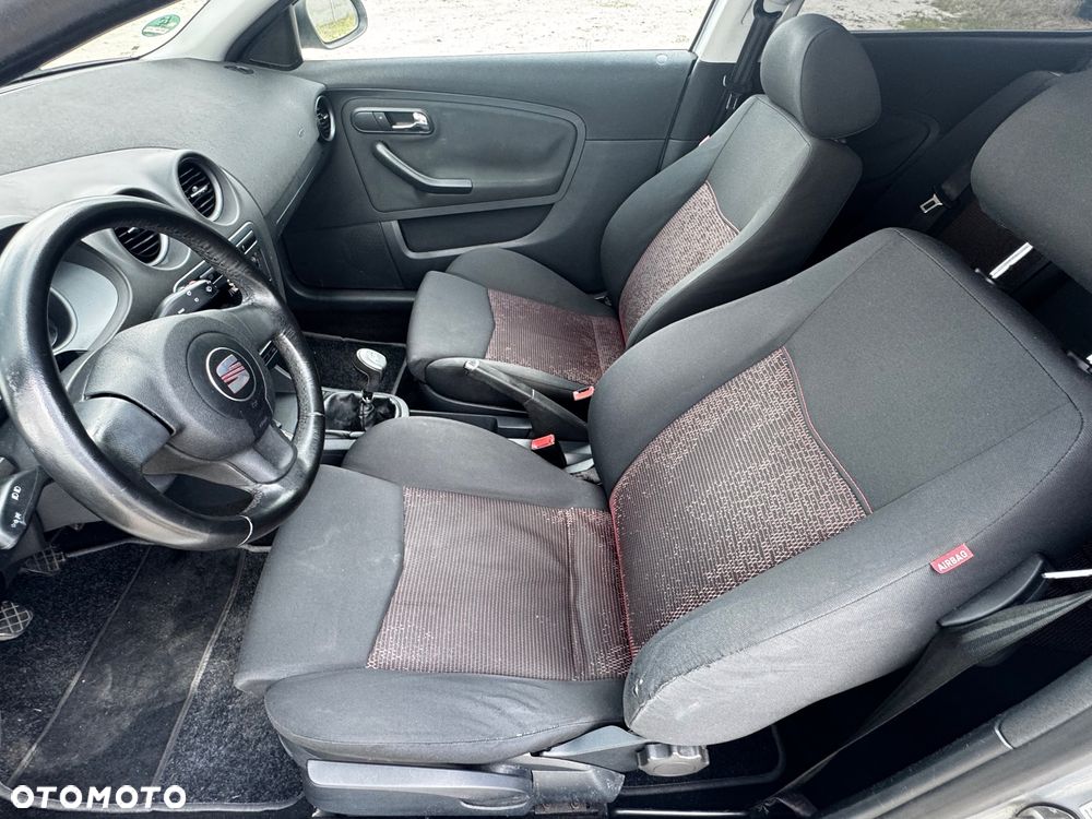 Seat Ibiza 1.4 16V Reference - 16