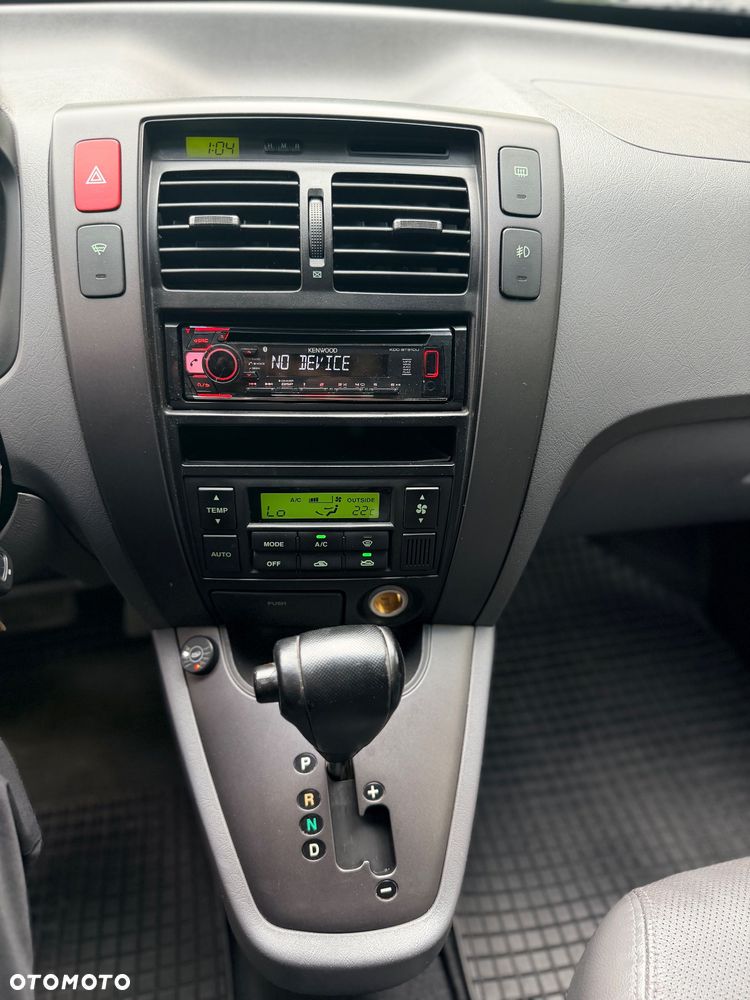Hyundai Tucson 2.7 GLS - 28