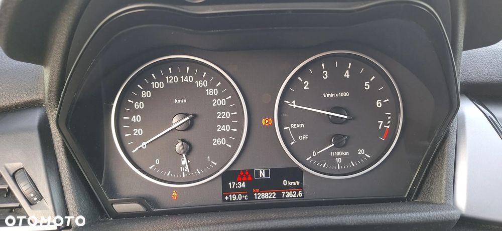 BMW Seria 2 218i - 17