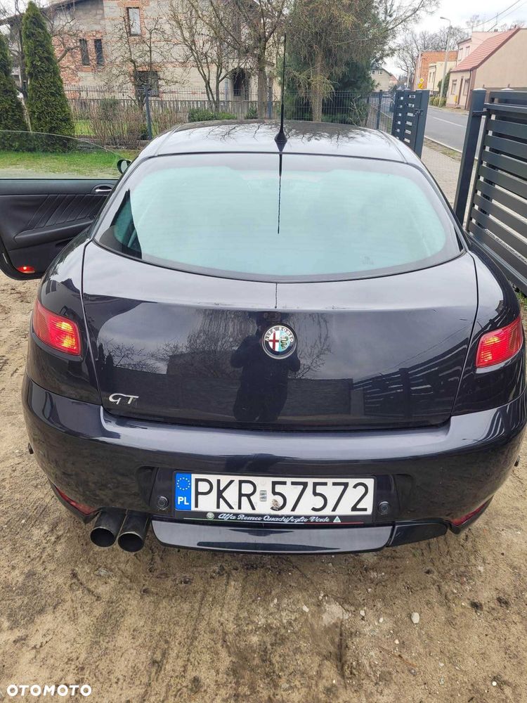 Alfa Romeo GT - 3