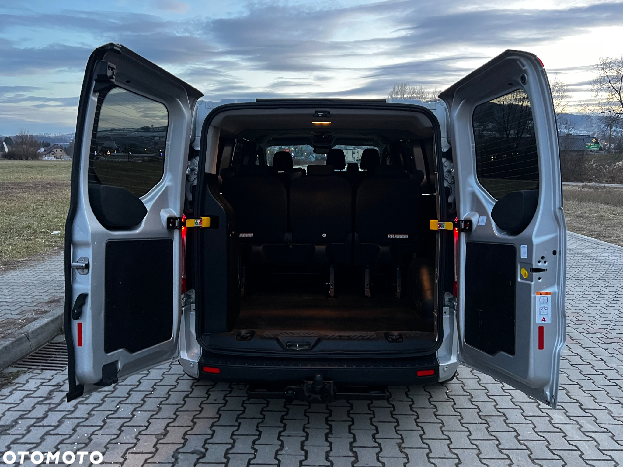 Ford Transit Custom - 14