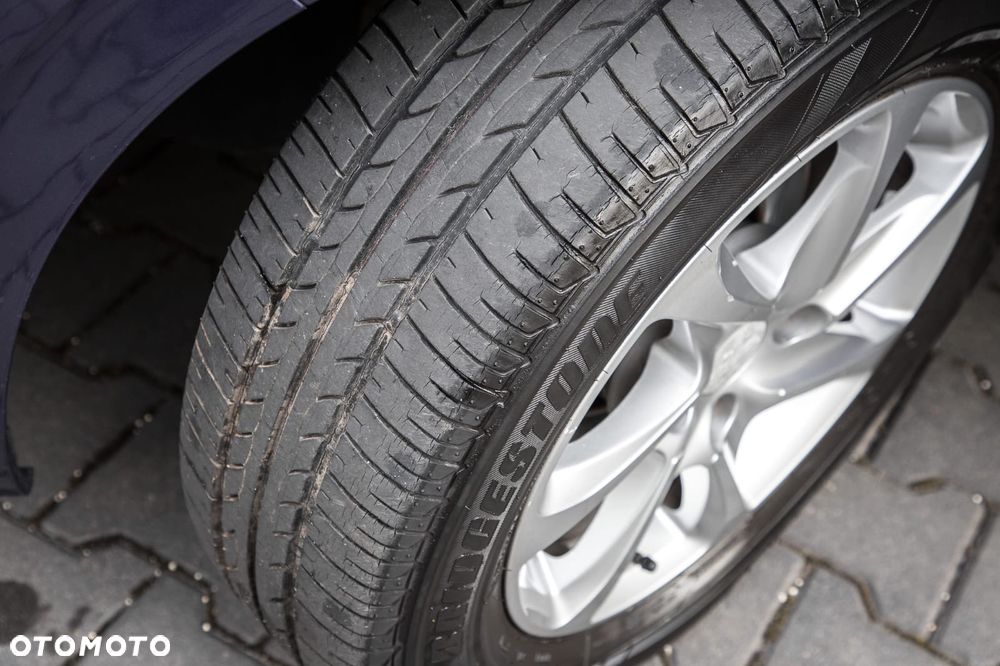 Peugeot 208 - 31