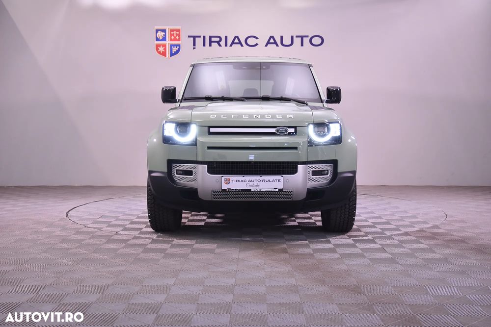 Land Rover Defender - 8