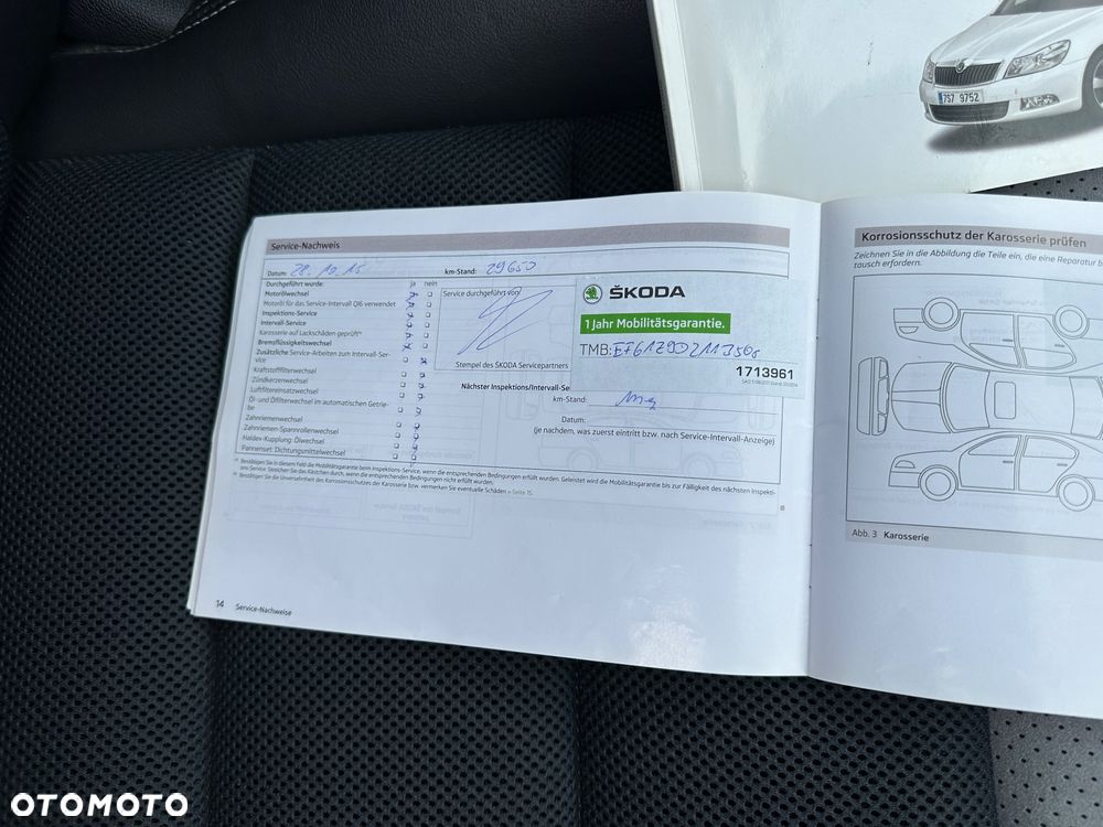 Skoda Octavia 2.0 TSI RS - 32