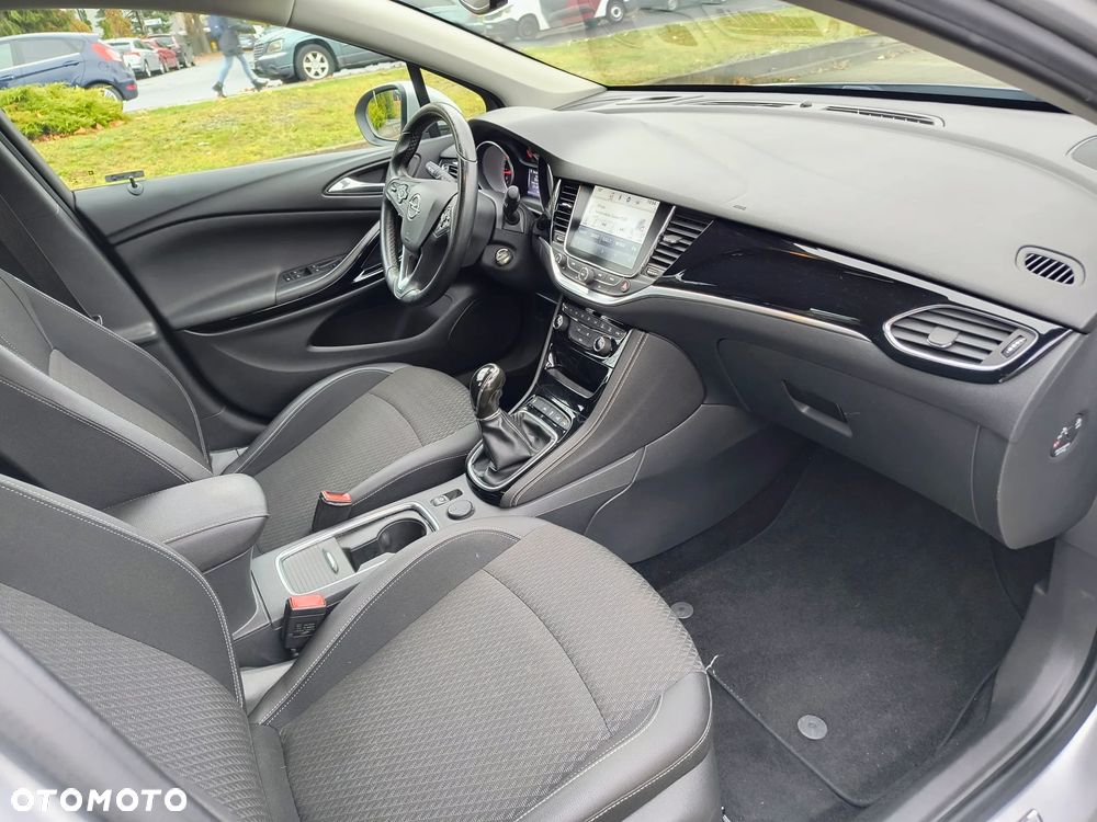 Opel Astra 1.4 Turbo Innovation - 8