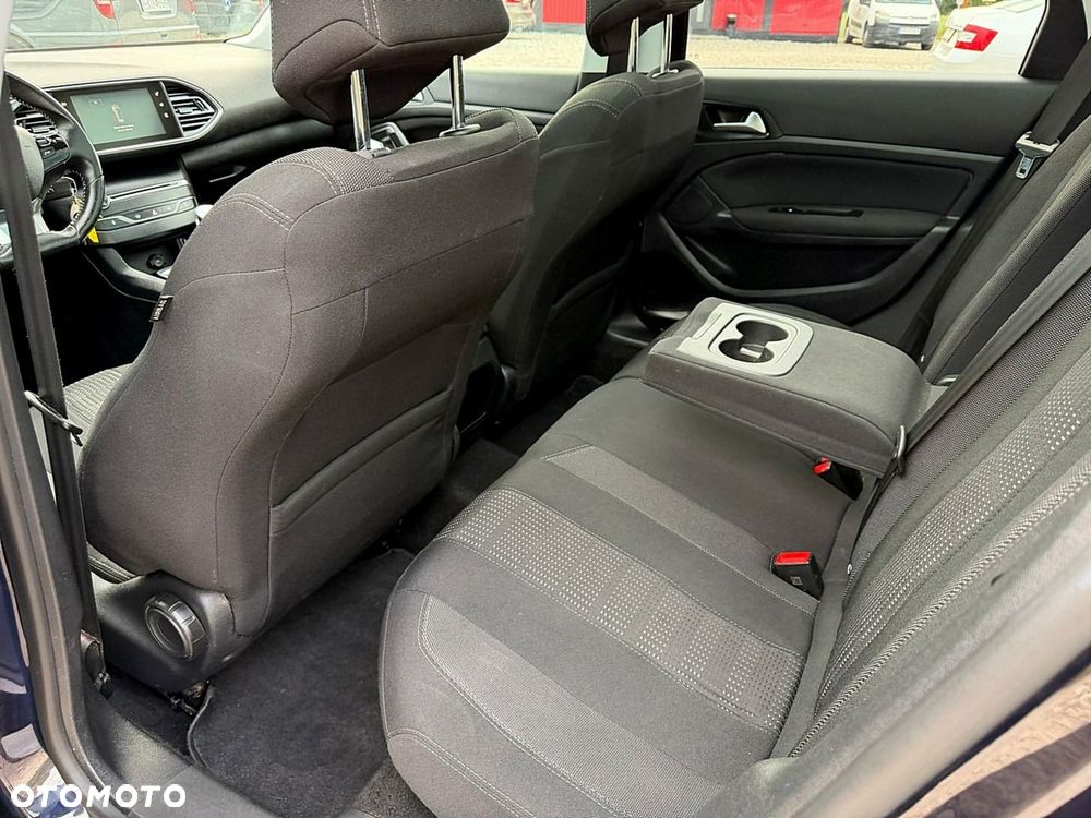 Peugeot 308 - 13