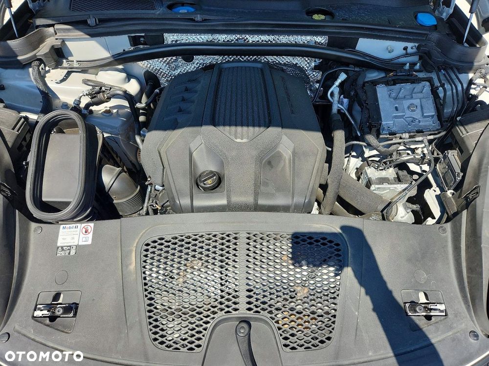 Porsche Macan - 12