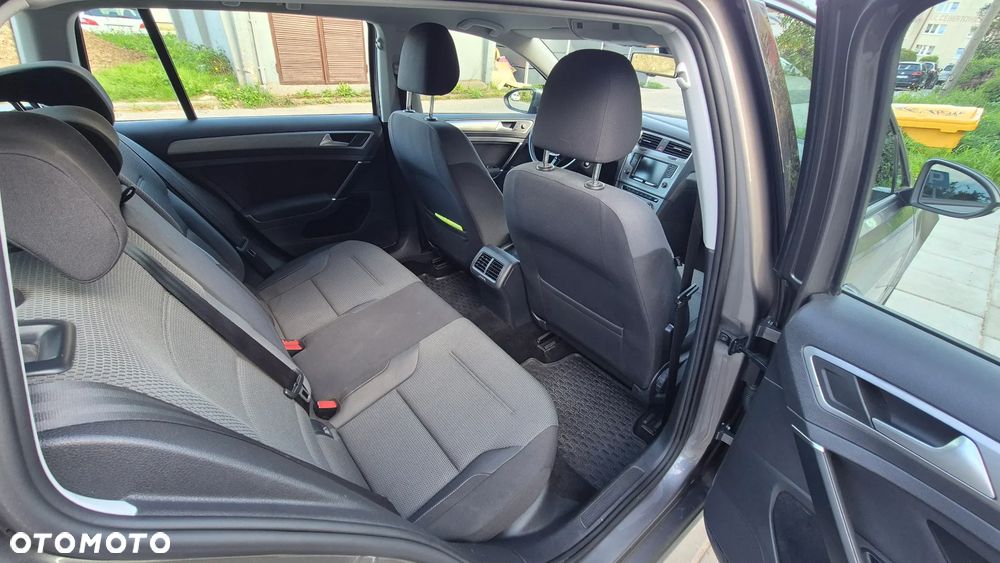 Volkswagen Golf 1.4 TSI BMT Comfortline - 11