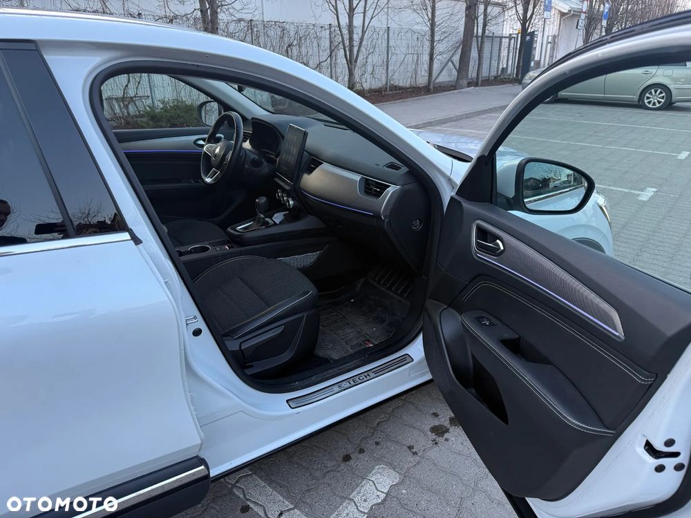 Renault Arkana 1.6 E-TECH Intens MMT - 10