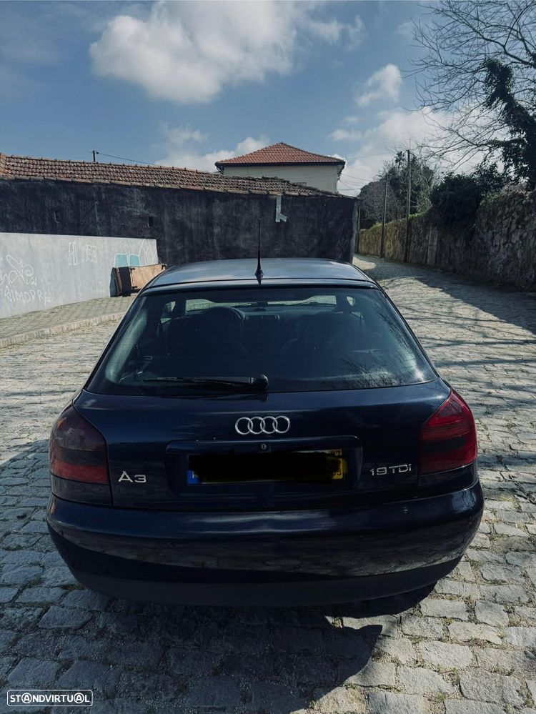 Audi A3 1.9 TDI Sport - 4