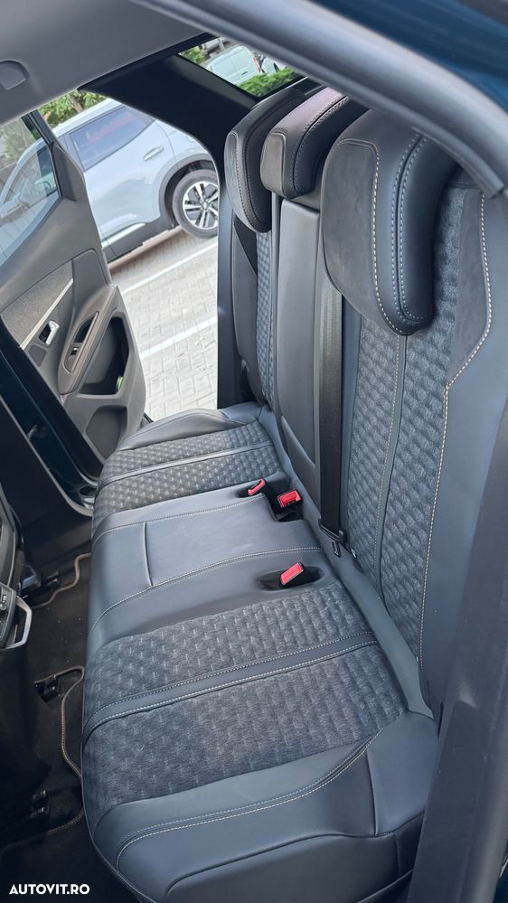 Peugeot 3008 225 e-EAT8 Roadtrip - 4