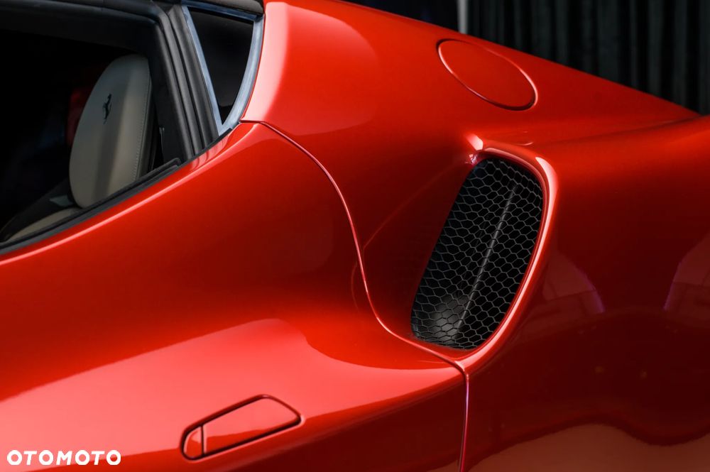 Ferrari 296 GTB - 18