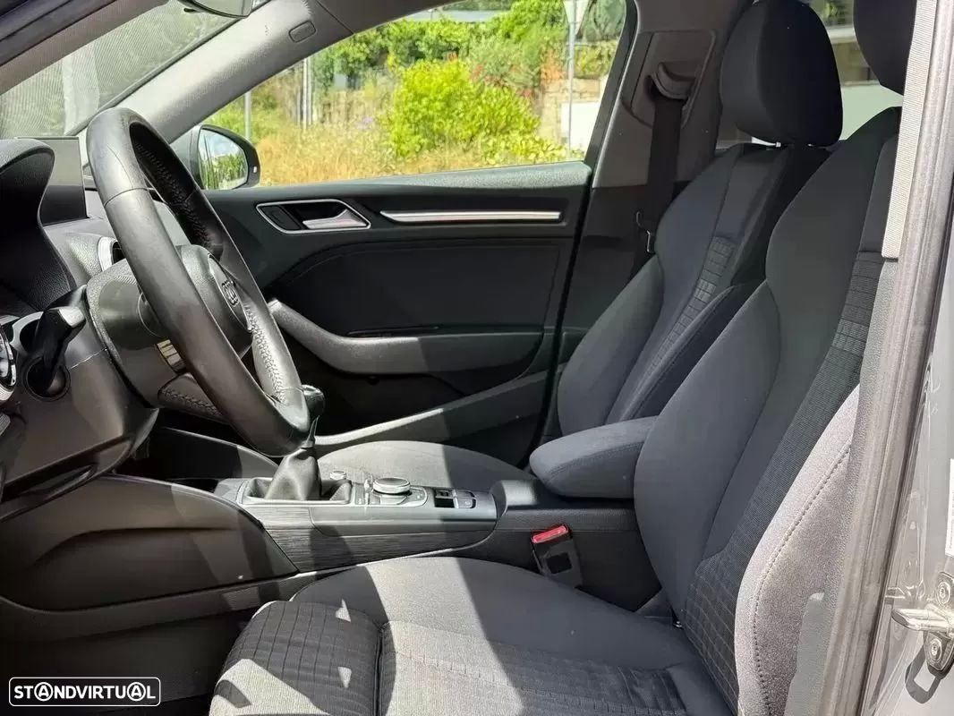 Audi A3 Limousine 1.6 TDI Sport - 13